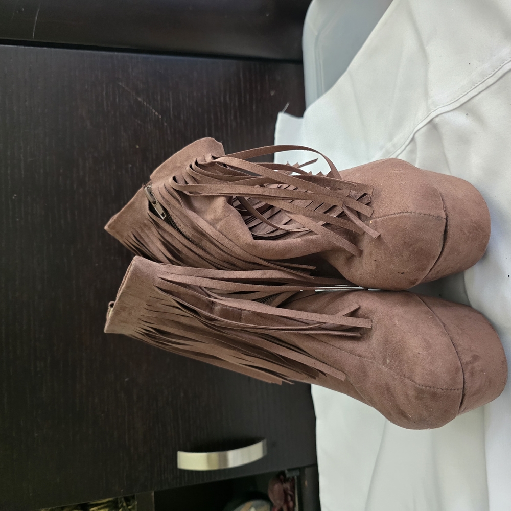 Fringed Brown Women's Shoes
